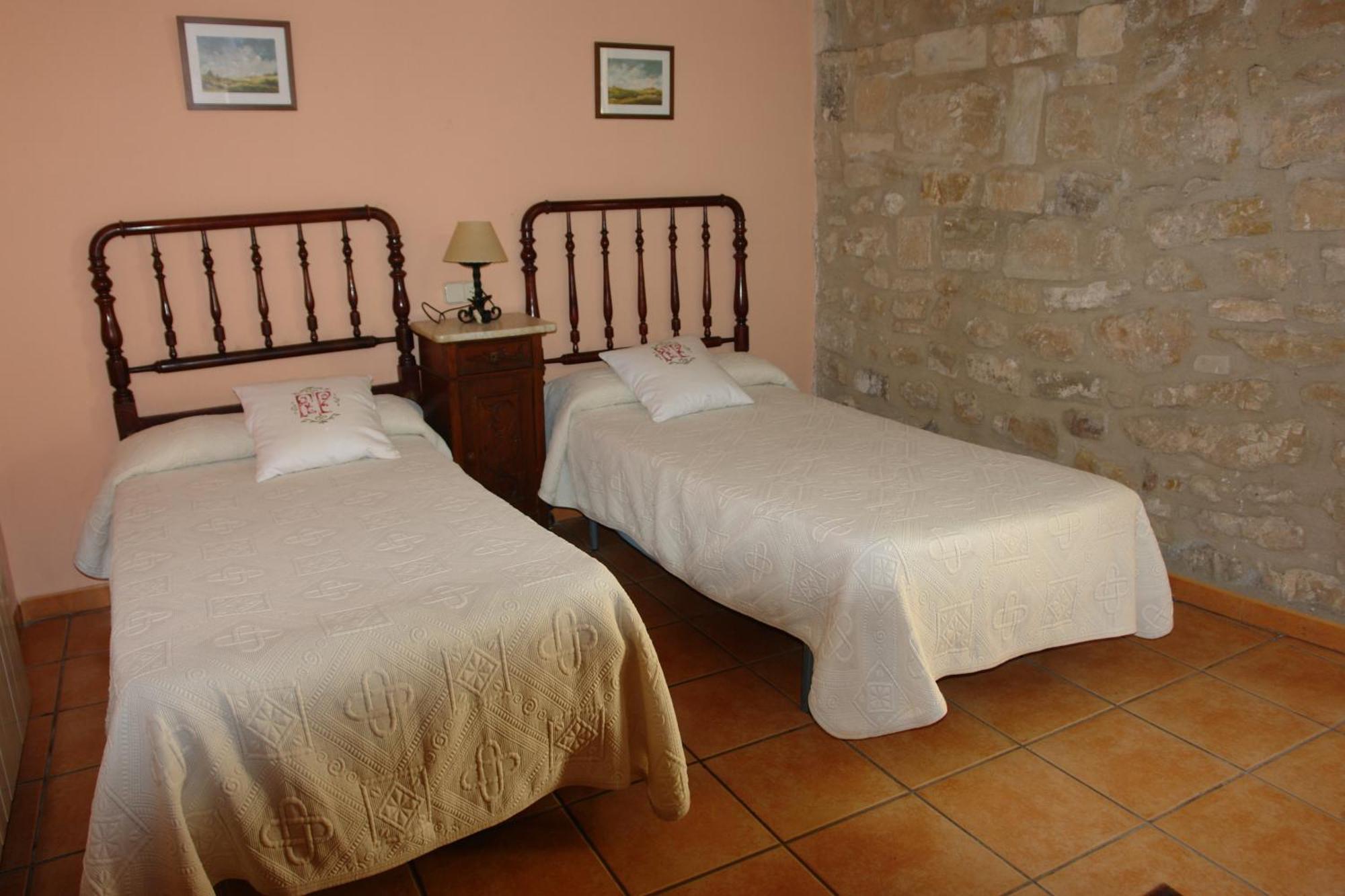Fonda La Plaza Hotel Valderrobres Exterior foto